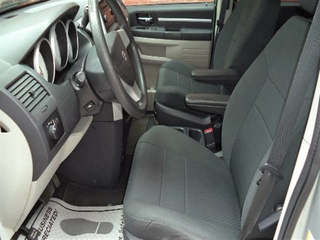 2010 Dodge Grand Caravan SE 4dr Mini-Van